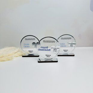 Іменна нагорода &ndash; кубок 🏆 для випускників " Сердечко ". Ніжний подарунок на випускний з індивідуальним дизайном. G207 фото
