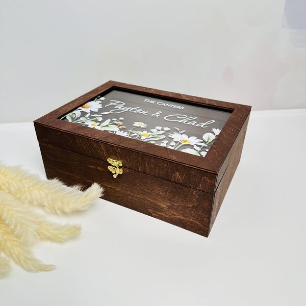 Шкатулка весільна для грошей і подарунків. Іменна коробка - сімейний банк. Весільна скринька з замочком V100 фото