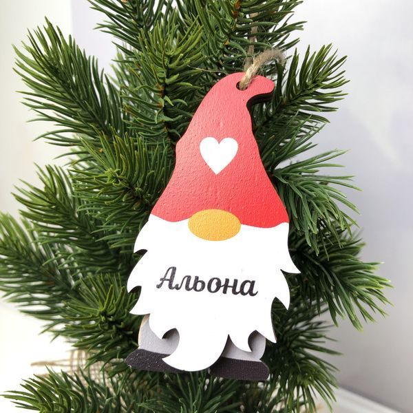 Новогодние именные игрушки в форме гномов. Елочные украшения с именами деток. Новогодний именной подарок. N8 фото